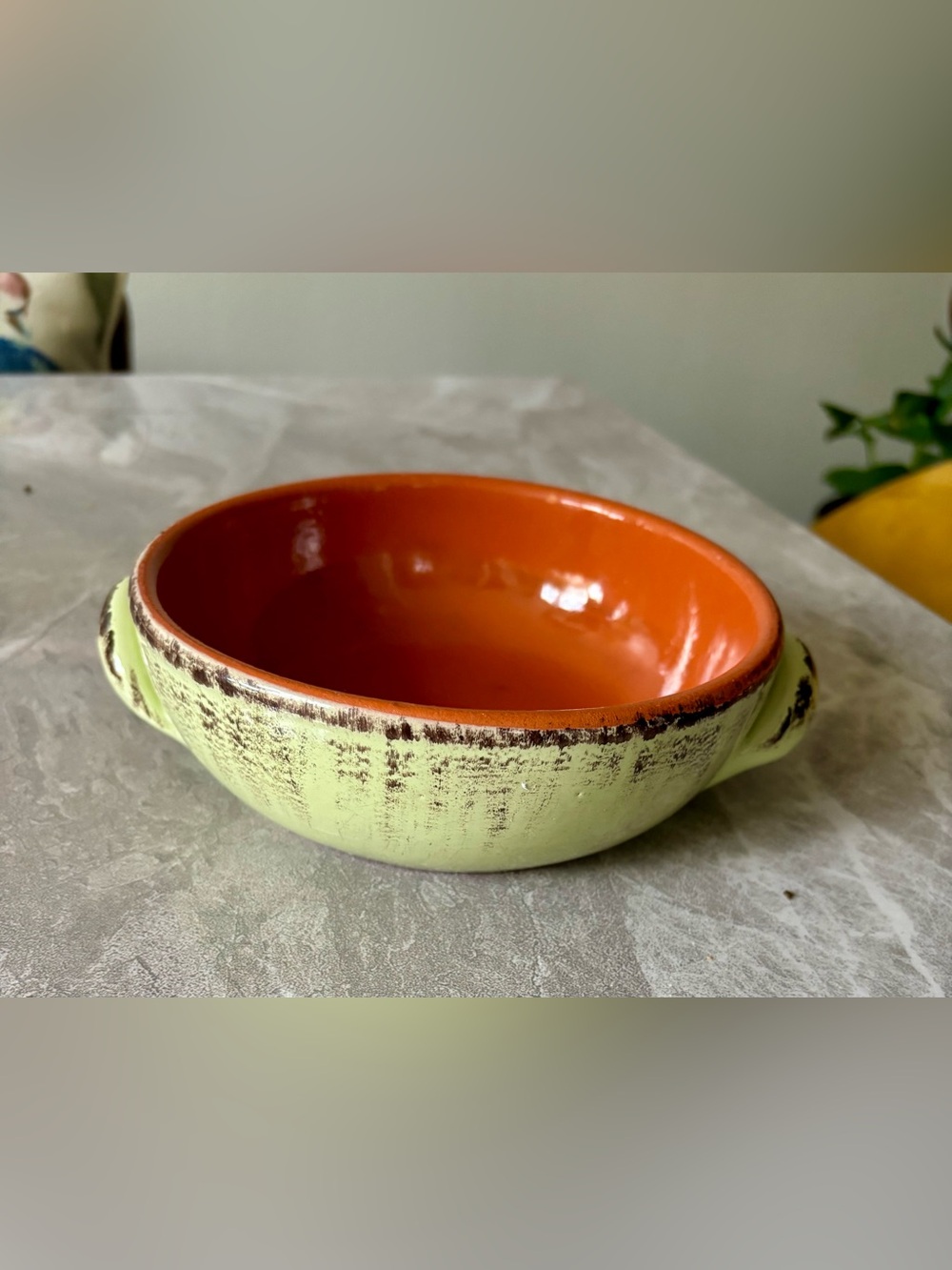 Handcrafted De Silva pottery serving/soup bowl